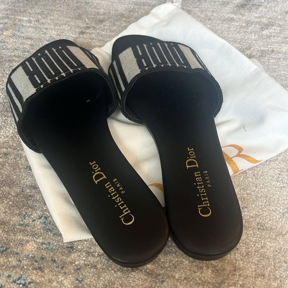 Dior Graphique Dway Slide - Picture 3 of 7